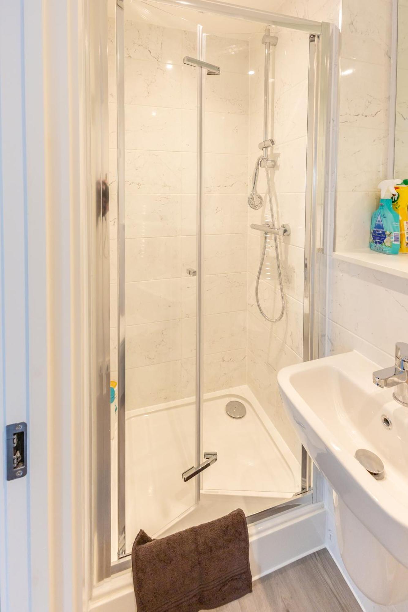 Stunning Modern 3 Bedroom Townhouse - Perfect Getaway Manchester Exteriér fotografie